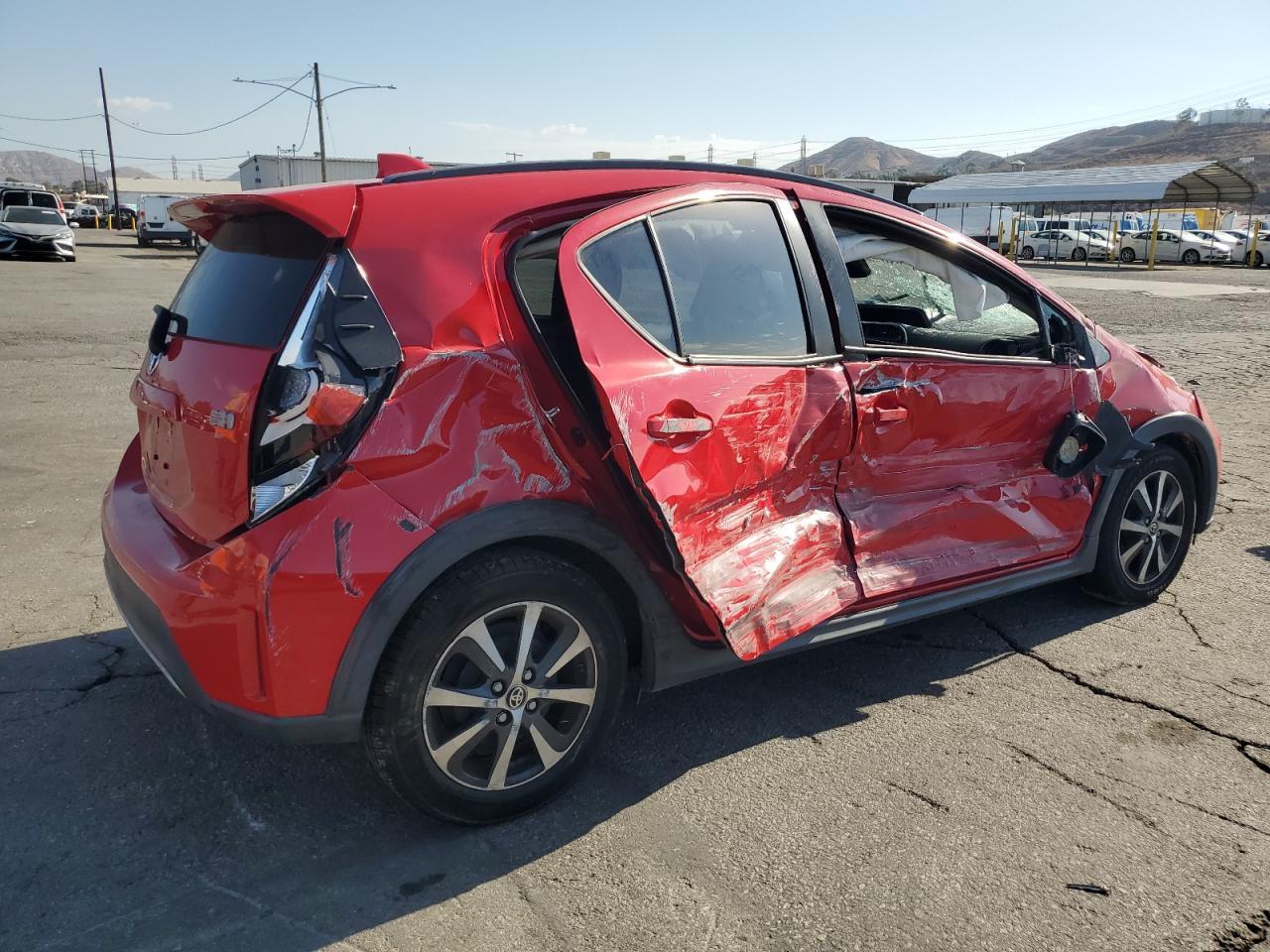 2018 Toyota Prius C - Фото 3
