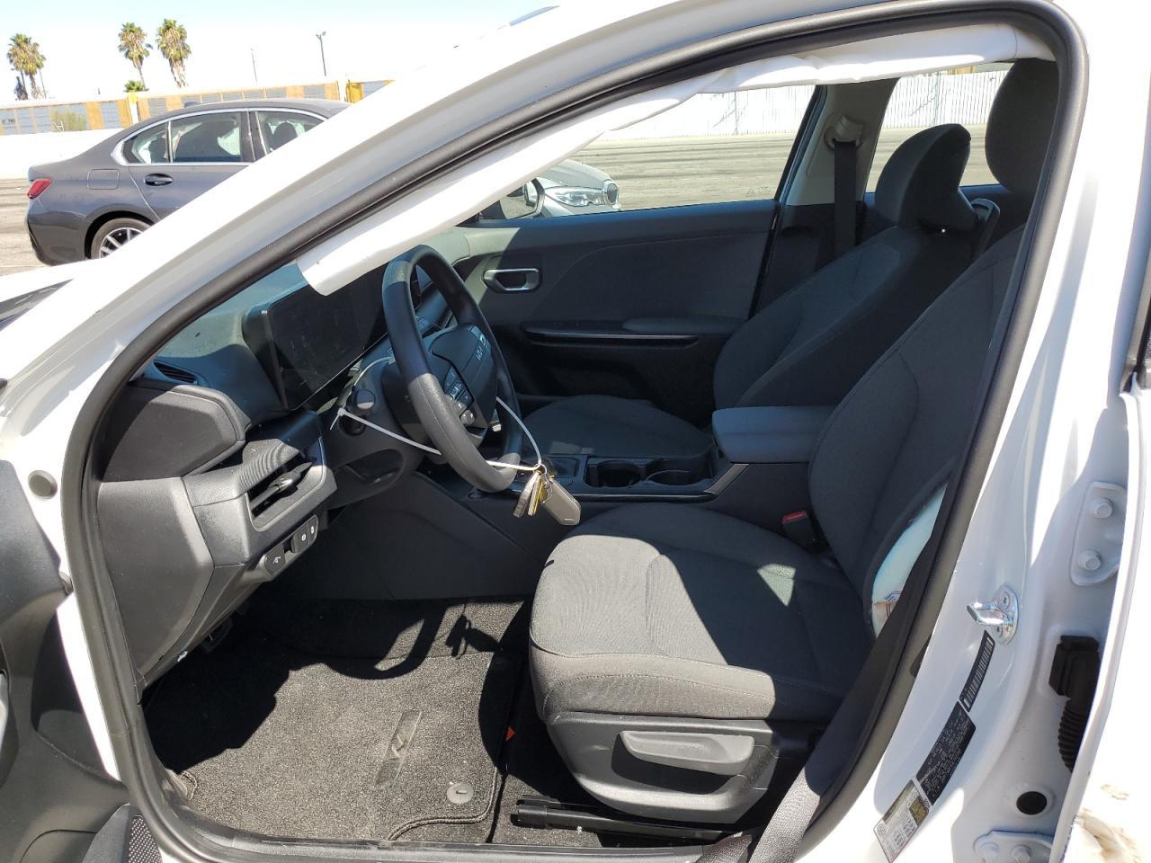 2025 Kia K4 Lx - Image 7