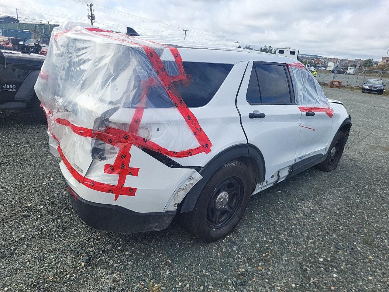 2022 Ford Explorer Police Interceptor - Фото 3
