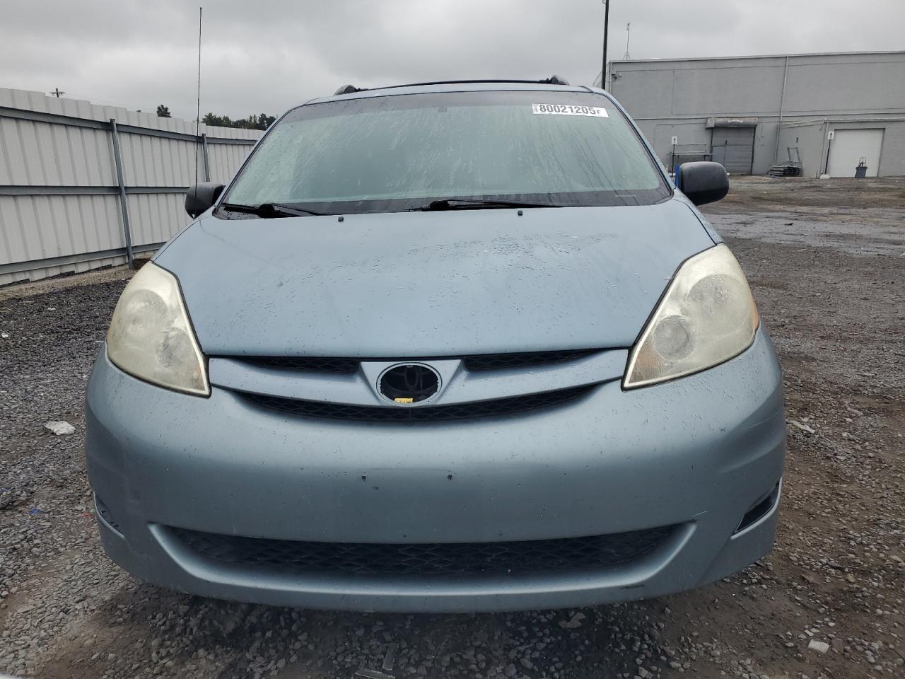 2009 Toyota Sienna Ce - Image 5