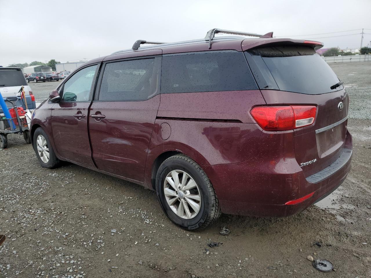 2016 Kia Sedona Lx - Фото 2