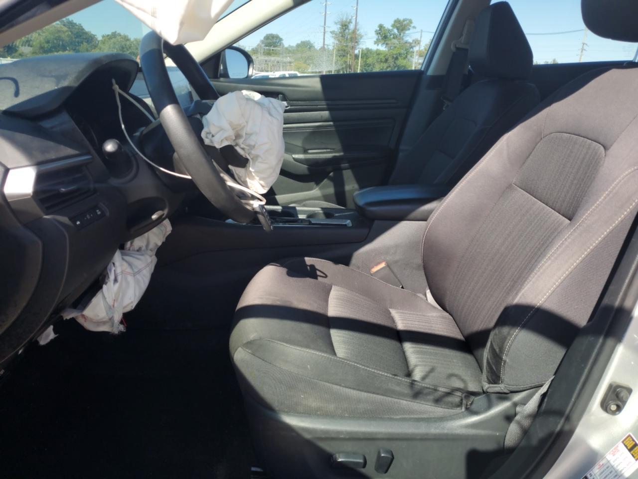 2020 Nissan Altima S - Image 7