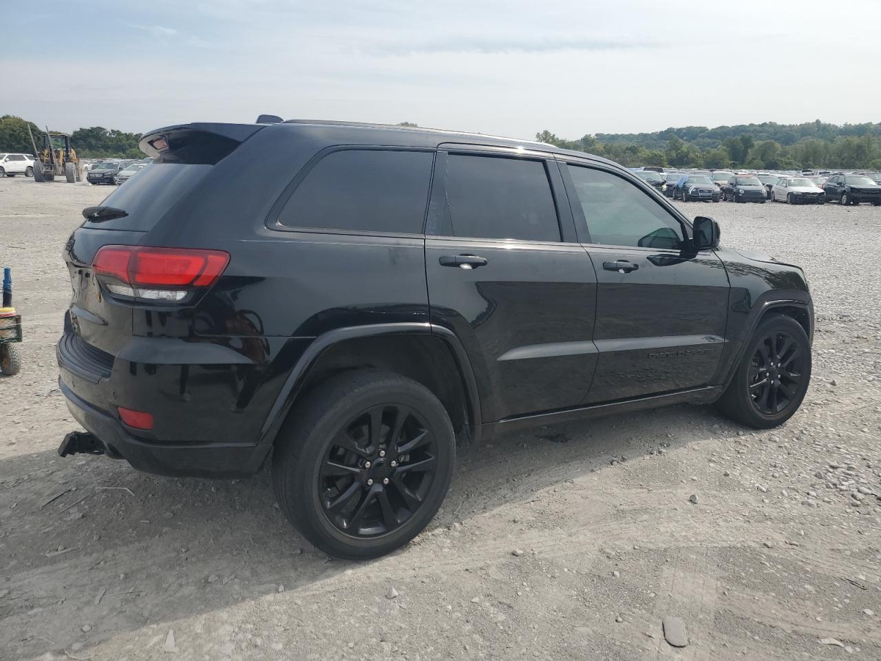 2018 Jeep Grand Cherokee Laredo - Фото 3