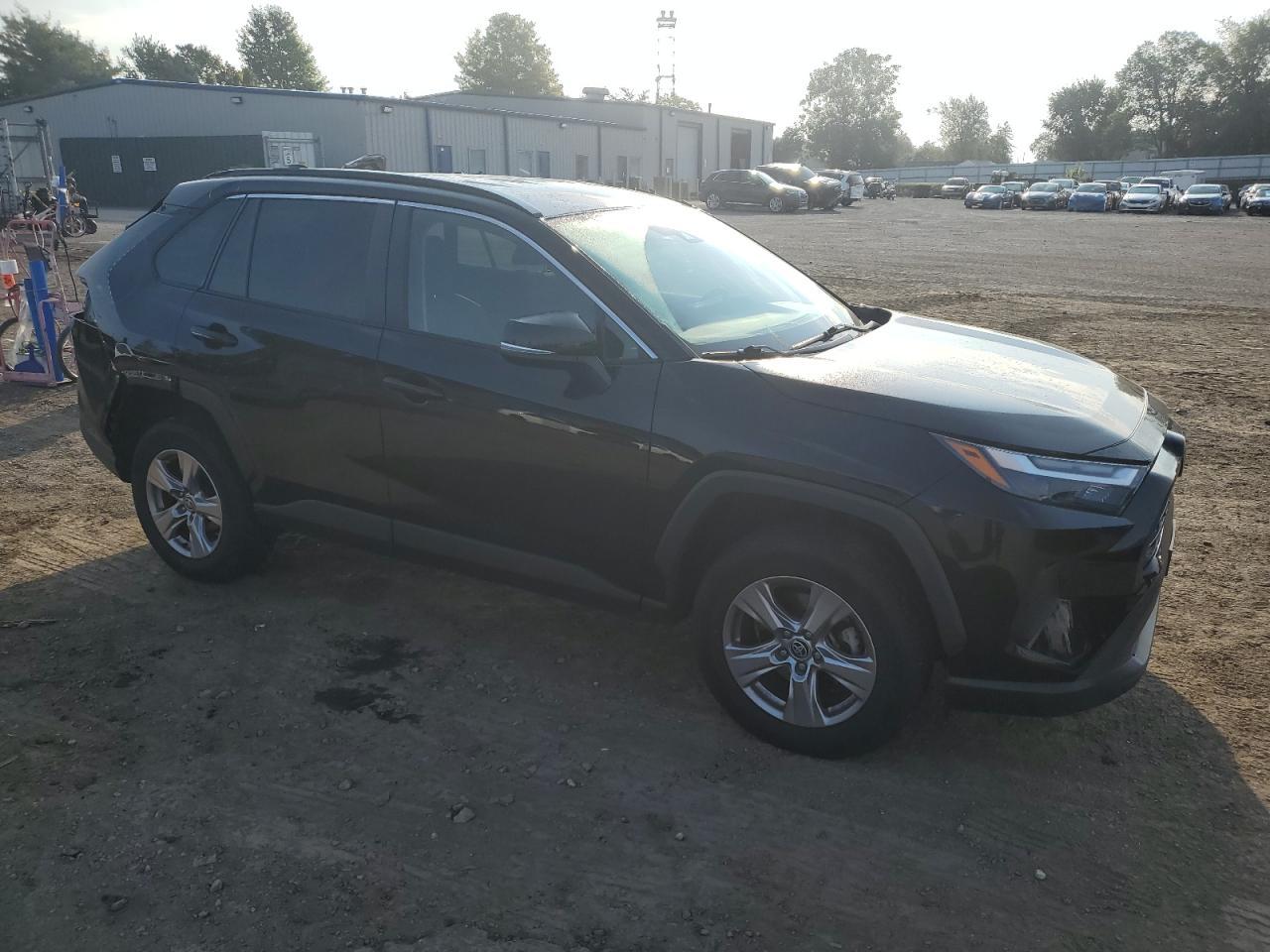 2022 Toyota Rav4 Xle - Фото 4