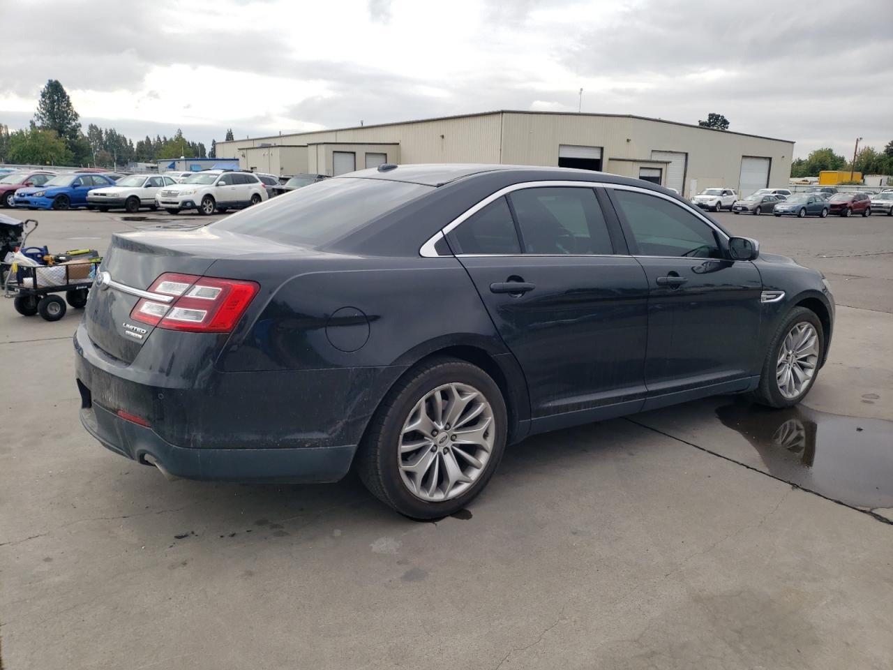 2015 Ford Taurus Limited - Фото 3