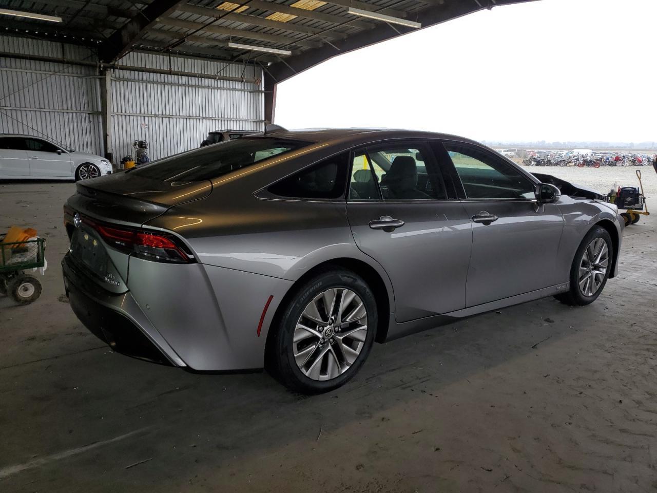 2021 Toyota Mirai Xle - Image 3