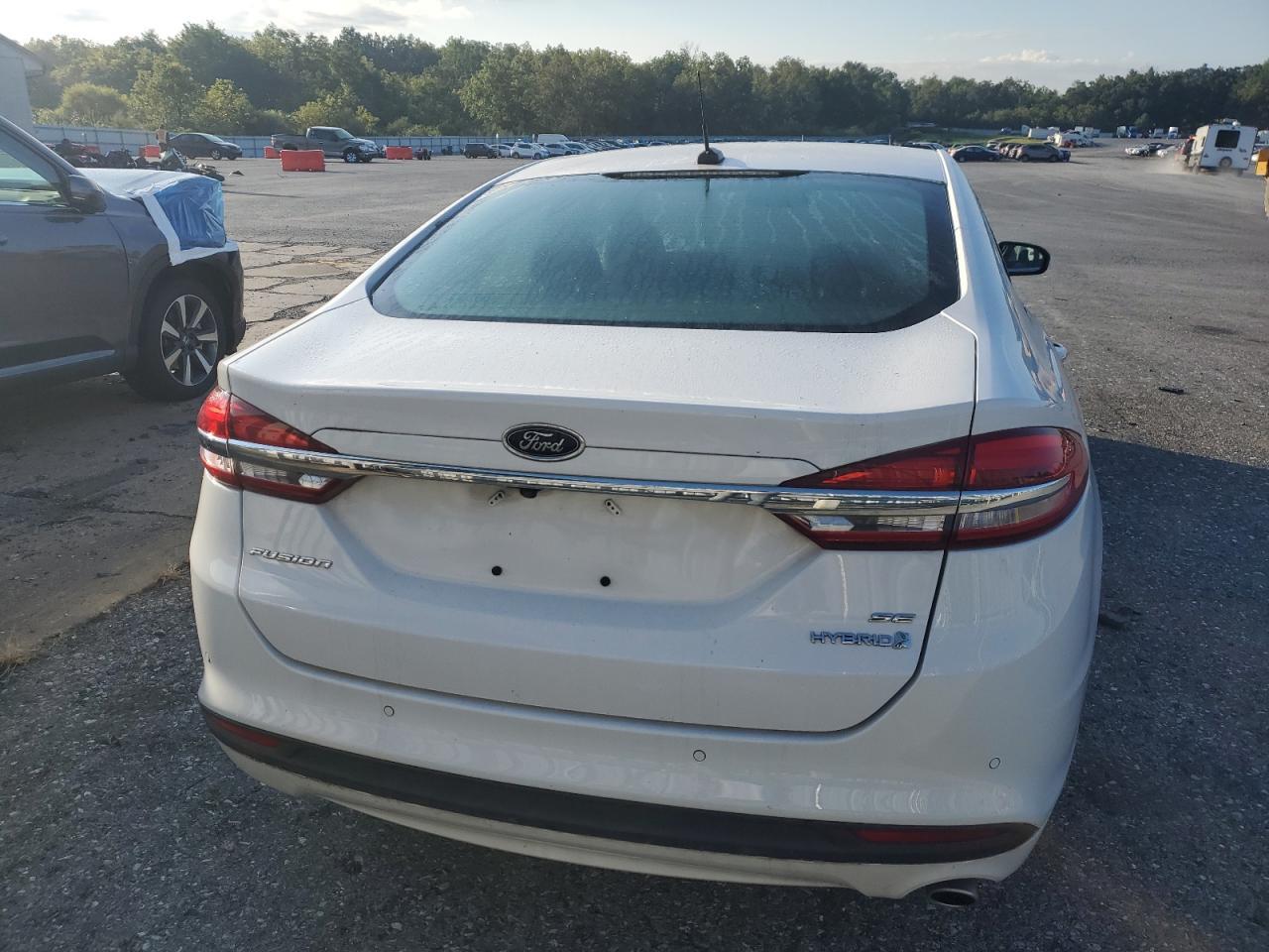 2018 Ford Fusion Se Hybrid - Image 6