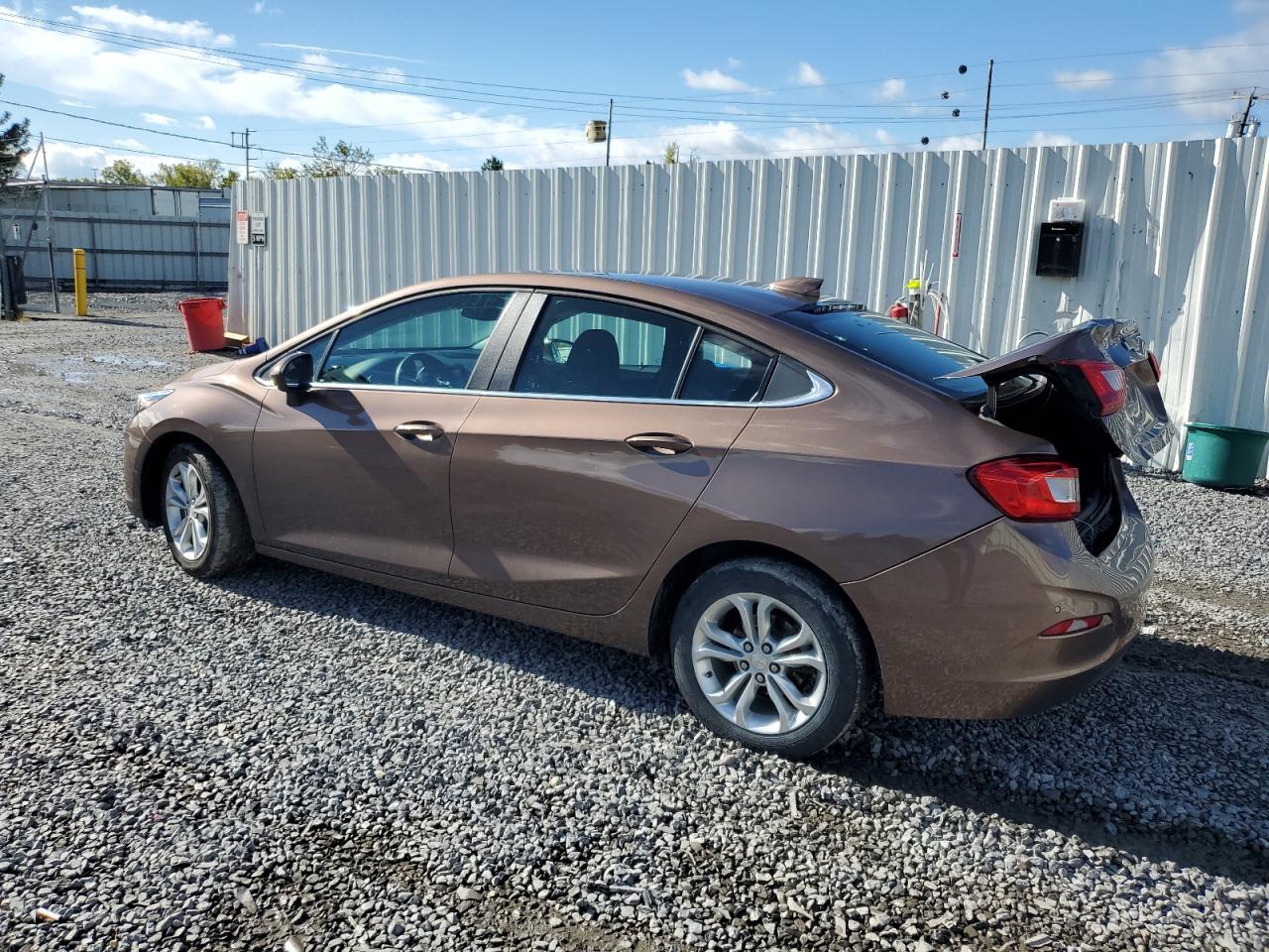 2019 Chevrolet Cruze Lt - Фото 2