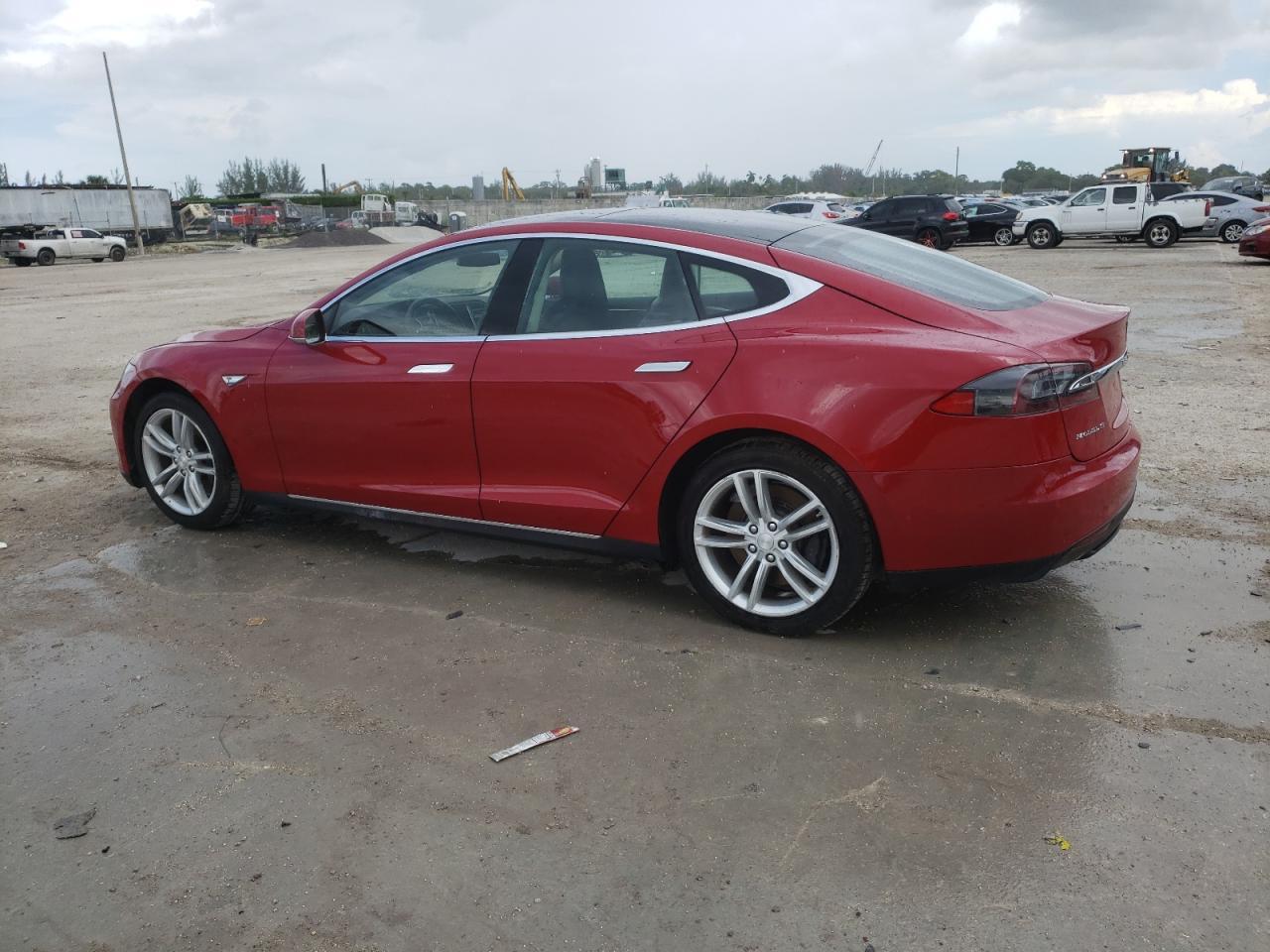 2015 Tesla Model S 90 - Фото 2