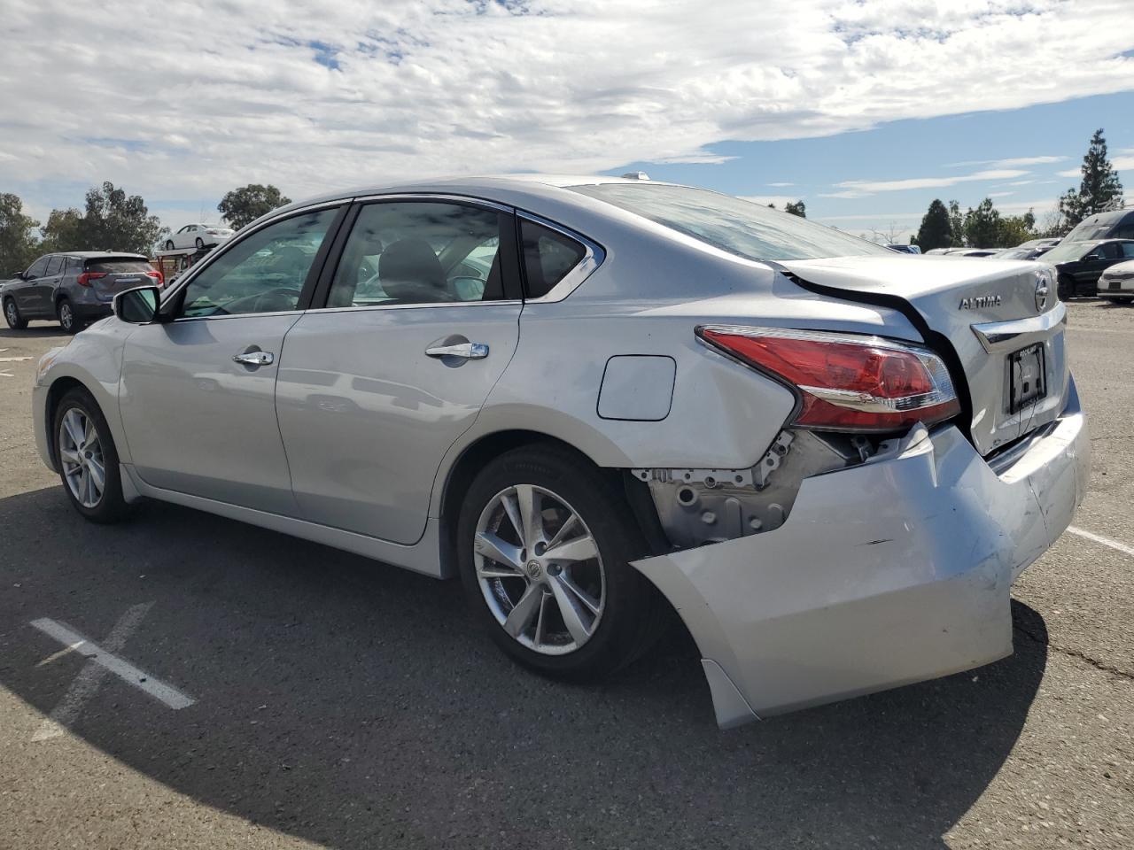 2015 Nissan Altima 2.5 - Image 2