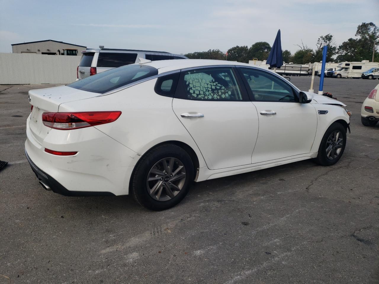 2020 Kia Optima Lx - Фото 3