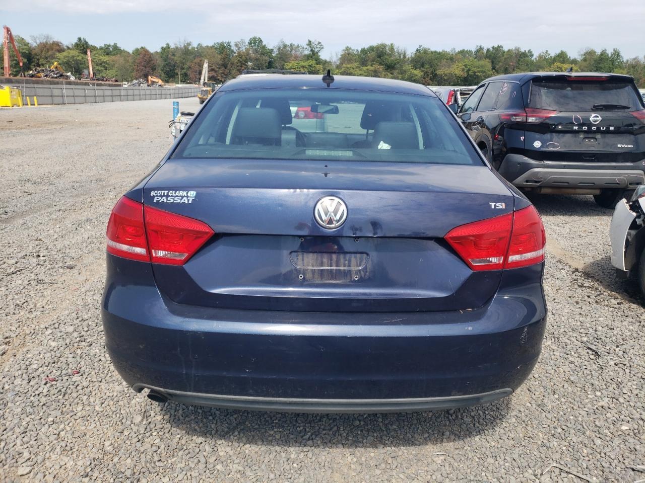 2014 Volkswagen Passat S - Image 6