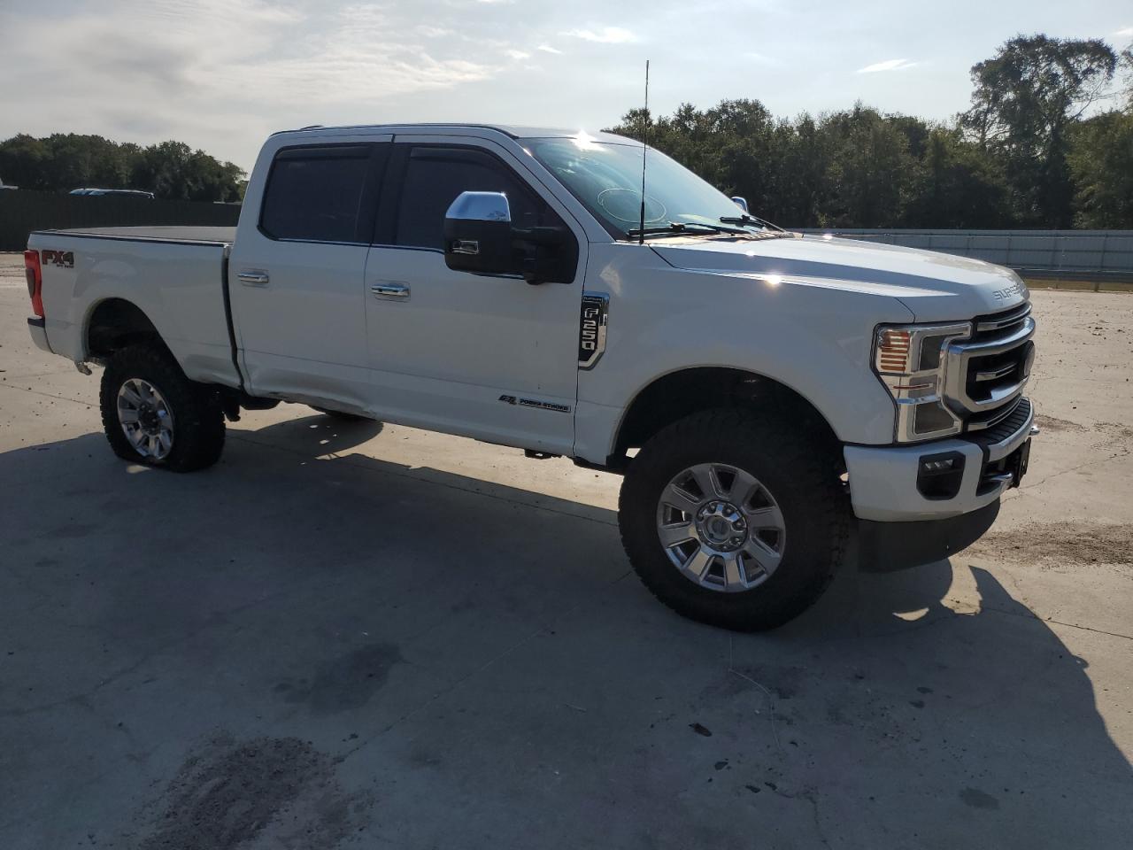 2021 Ford F250 Super Duty - Фото 4