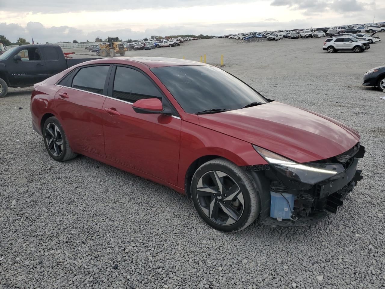 2023 Hyundai Elantra Limited - Фото 4