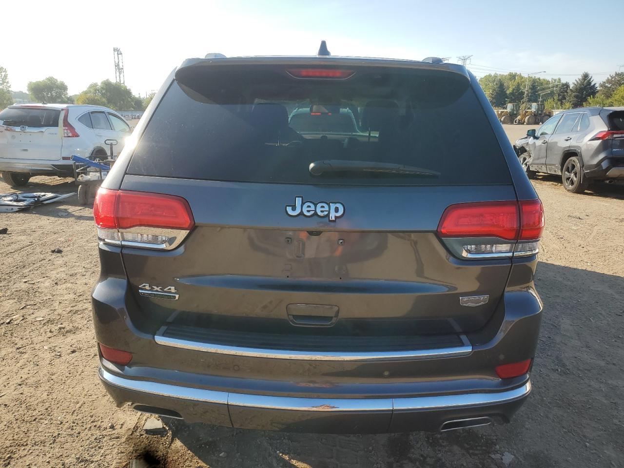 2016 Jeep Grand Cherokee Summit - Фото 6