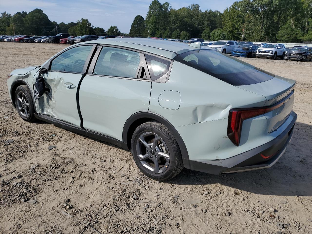 2025 Kia K4 Lx - Фото 2
