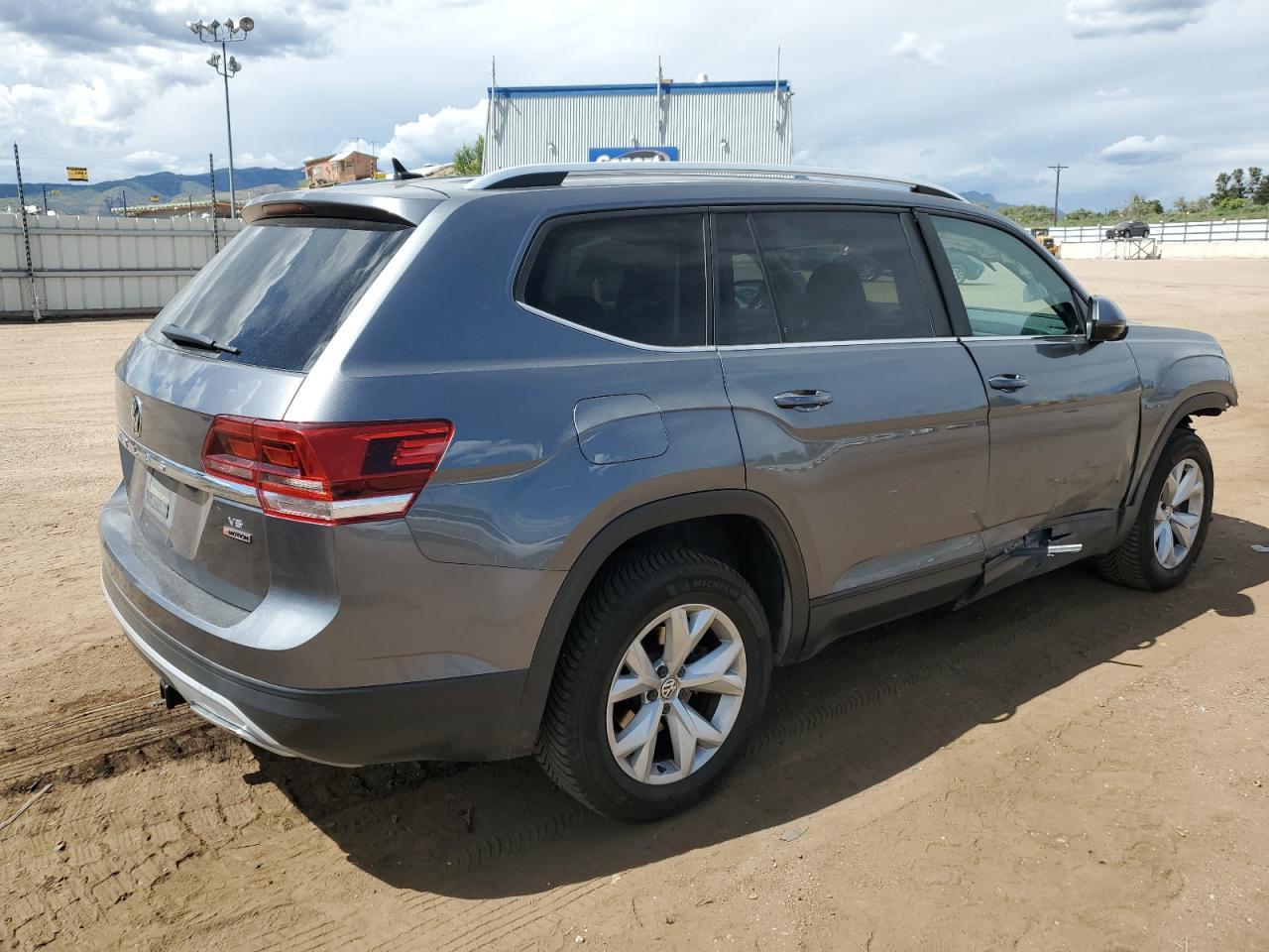 2018 Volkswagen Atlas Se - Фото 3
