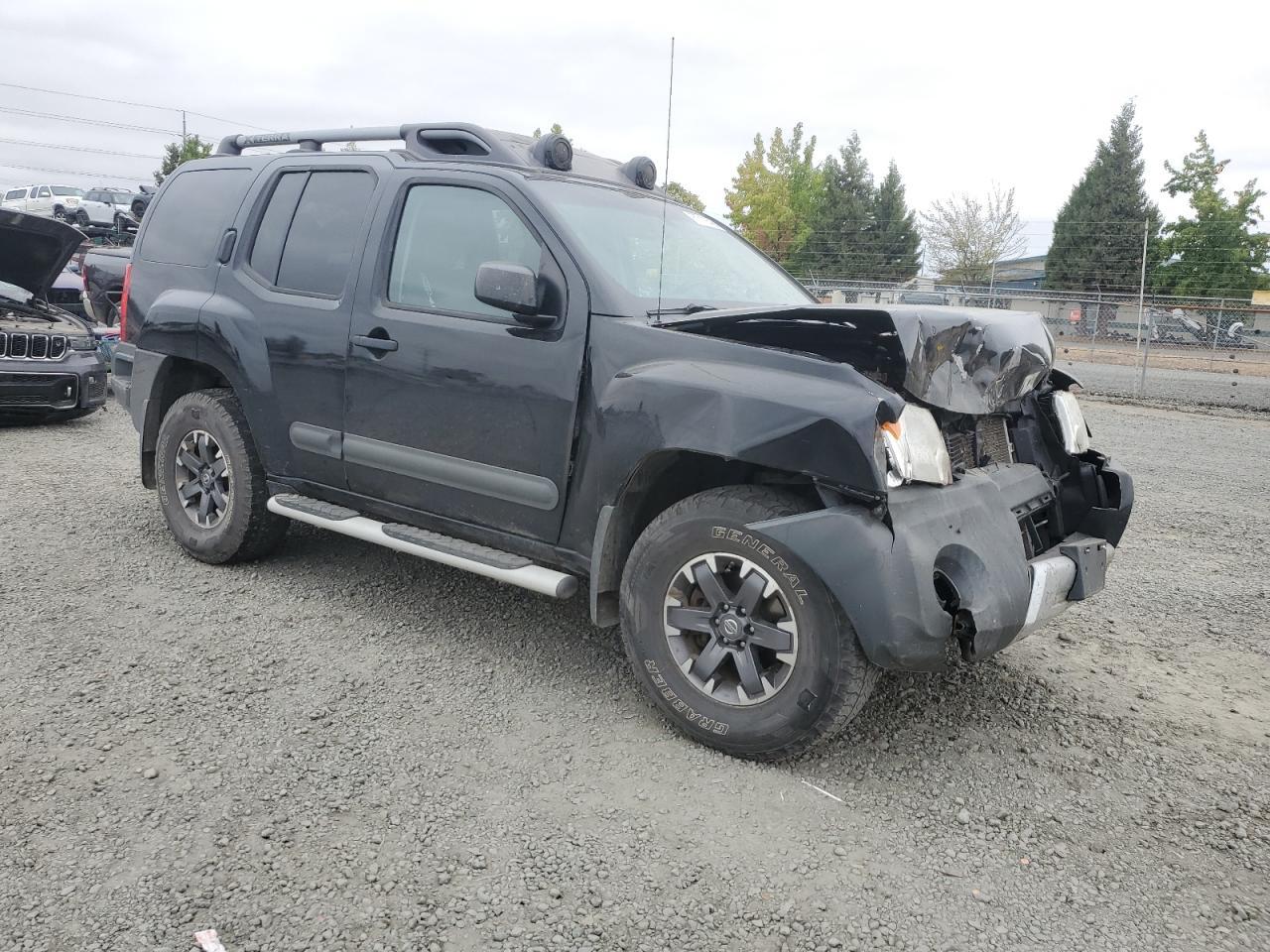 2014 Nissan Xterra X - Image 4