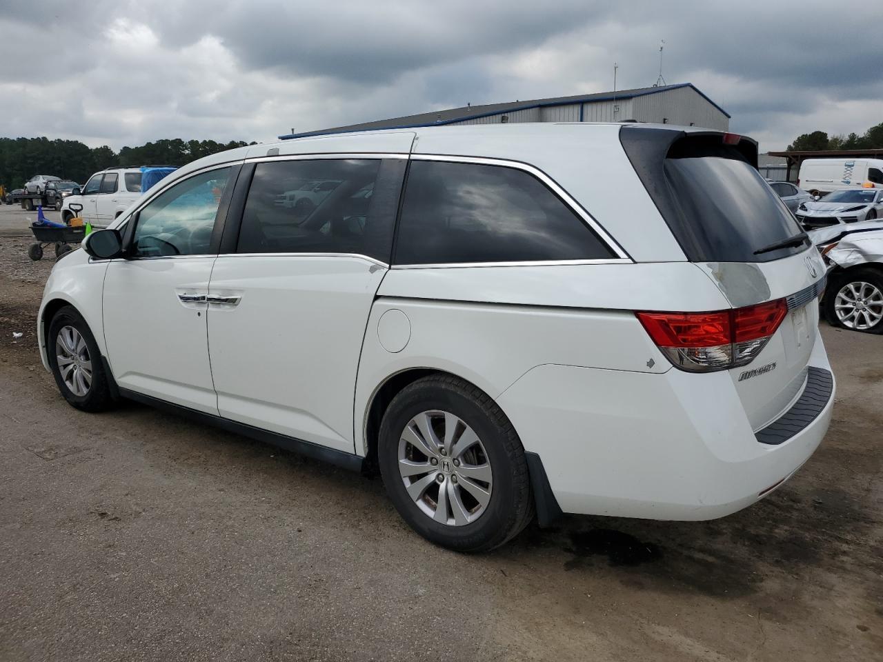 2014 Honda Odyssey Exl - Image 2