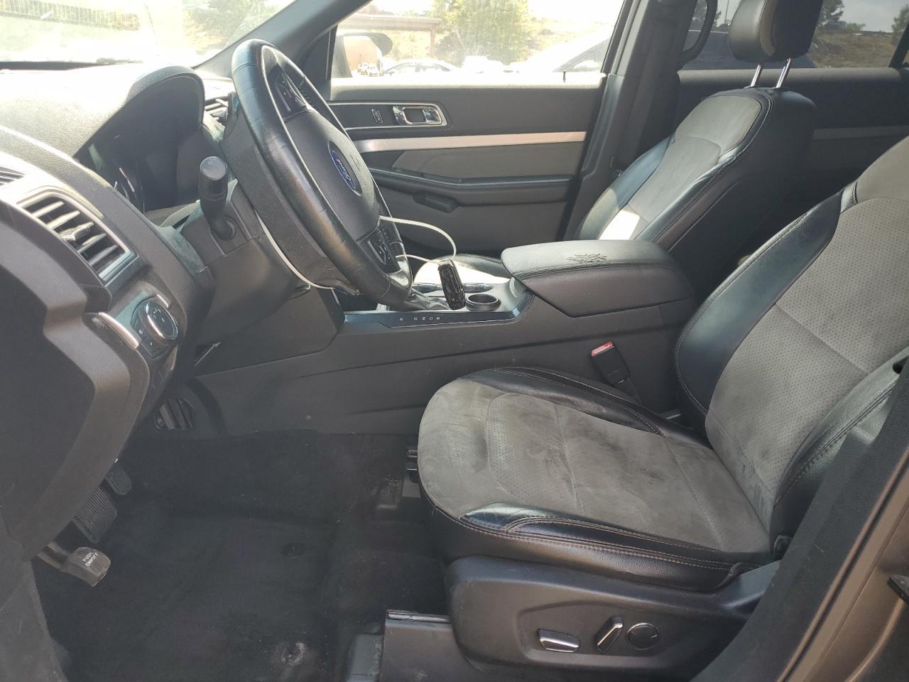 2017 Ford Explorer Xlt - Image 7