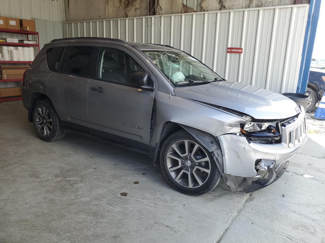2016 Jeep Compass Sport - Фото 4