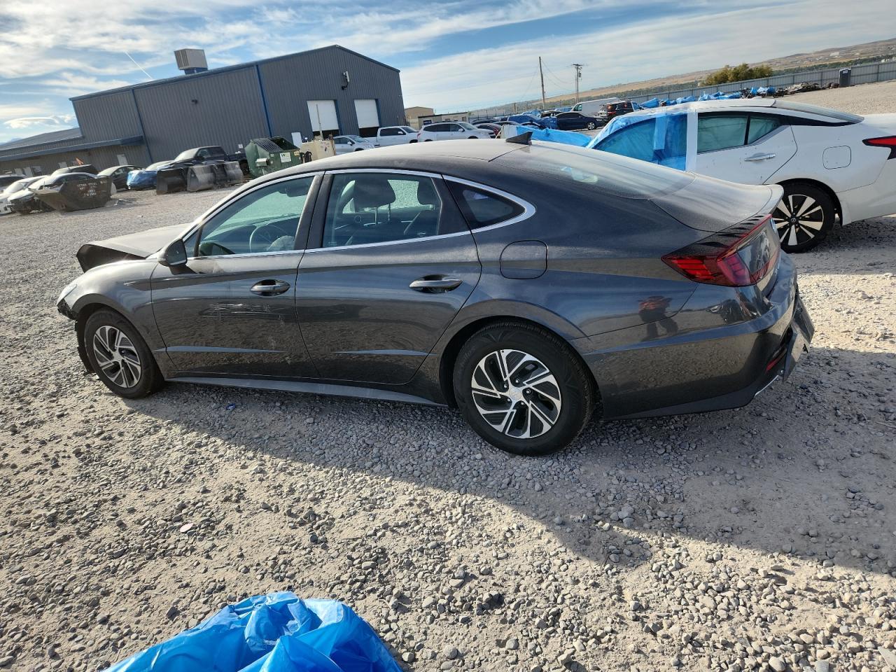 2022 Hyundai Sonata Hybrid - Фото 2