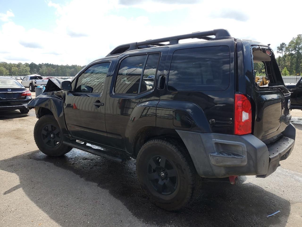 2005 Nissan Xterra Off Road - Image 2
