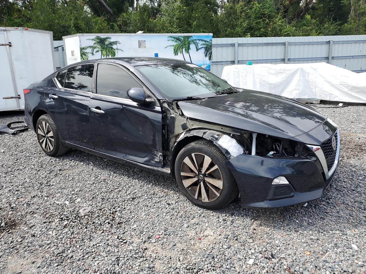 2021 Nissan Altima Sv - Image 4