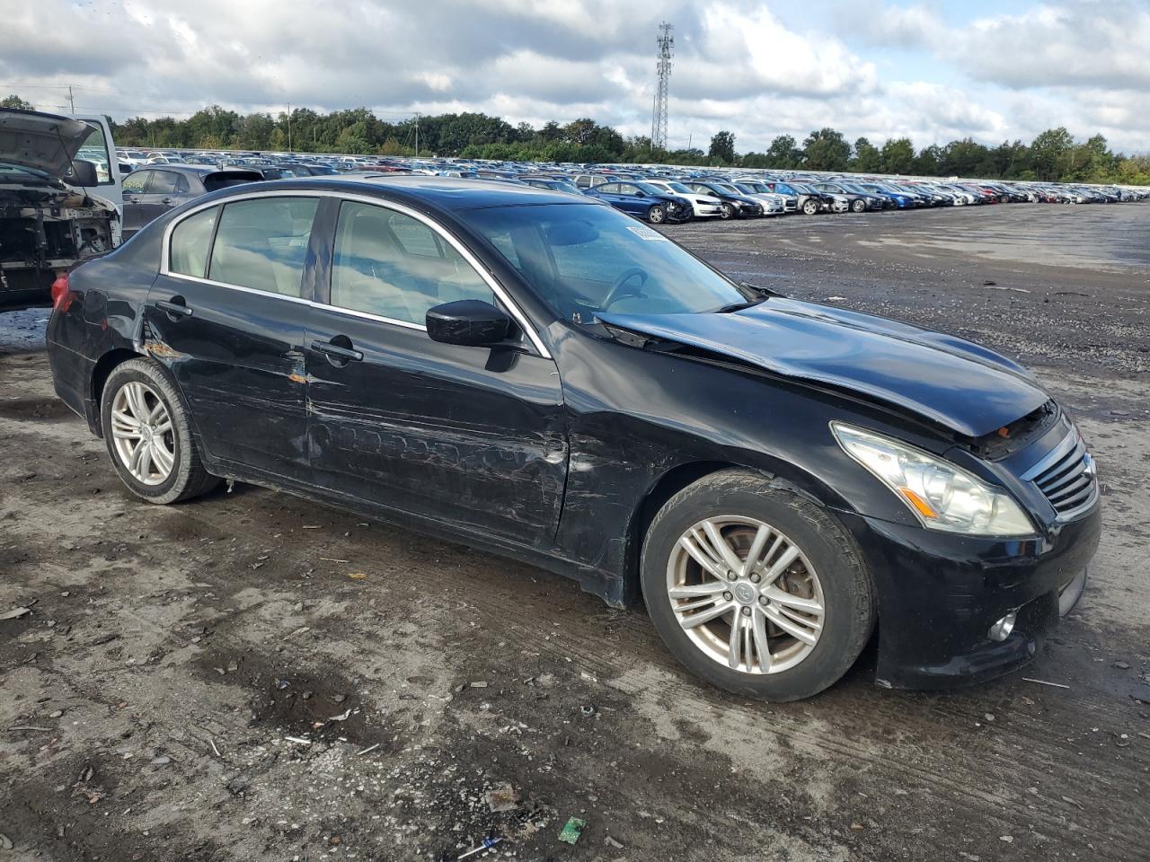2011 Infiniti G37 - Image 4