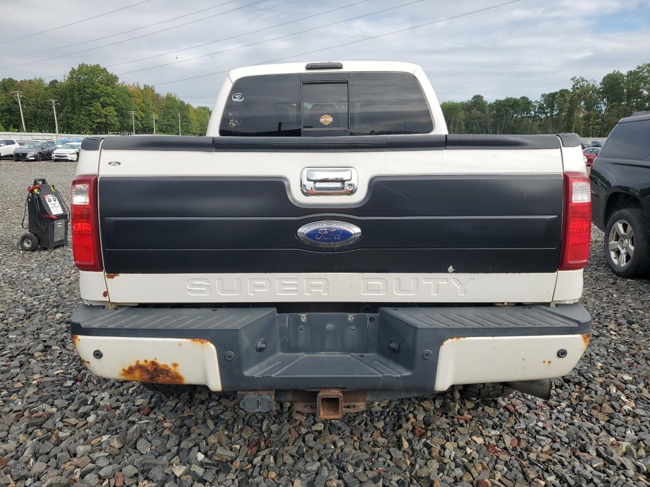 2013 Ford F250 Super Duty - Image 6