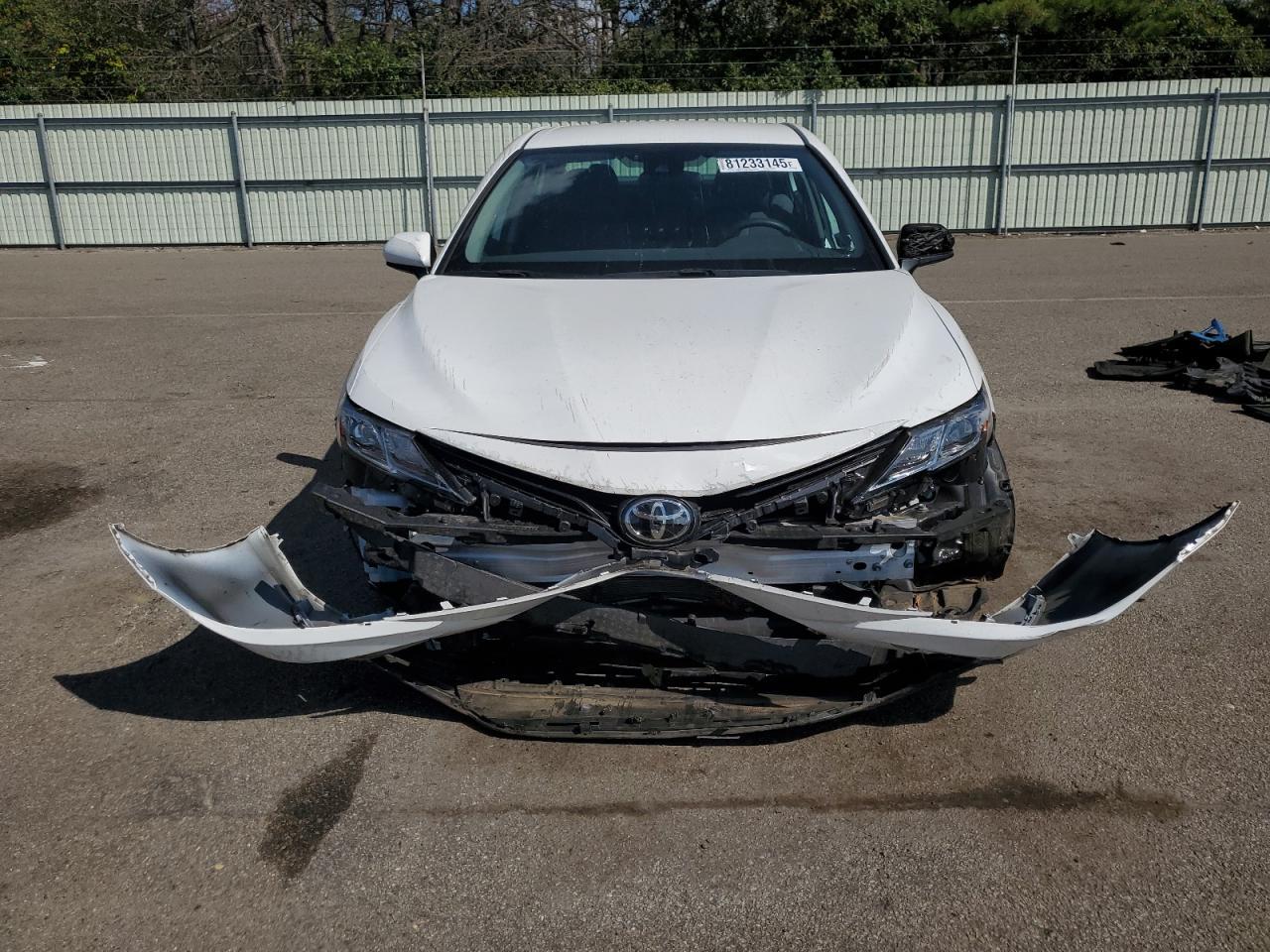 2022 Toyota Camry Le - Фото 5