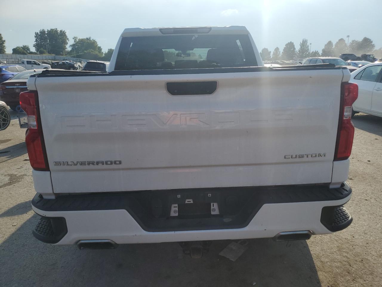 2019 Chevrolet Silverado K1500 Custom - Фото 6