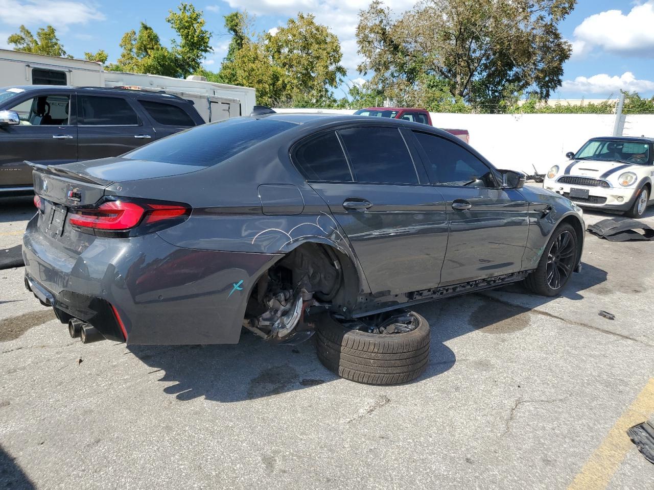 2021 BMW M5 - Фото 3