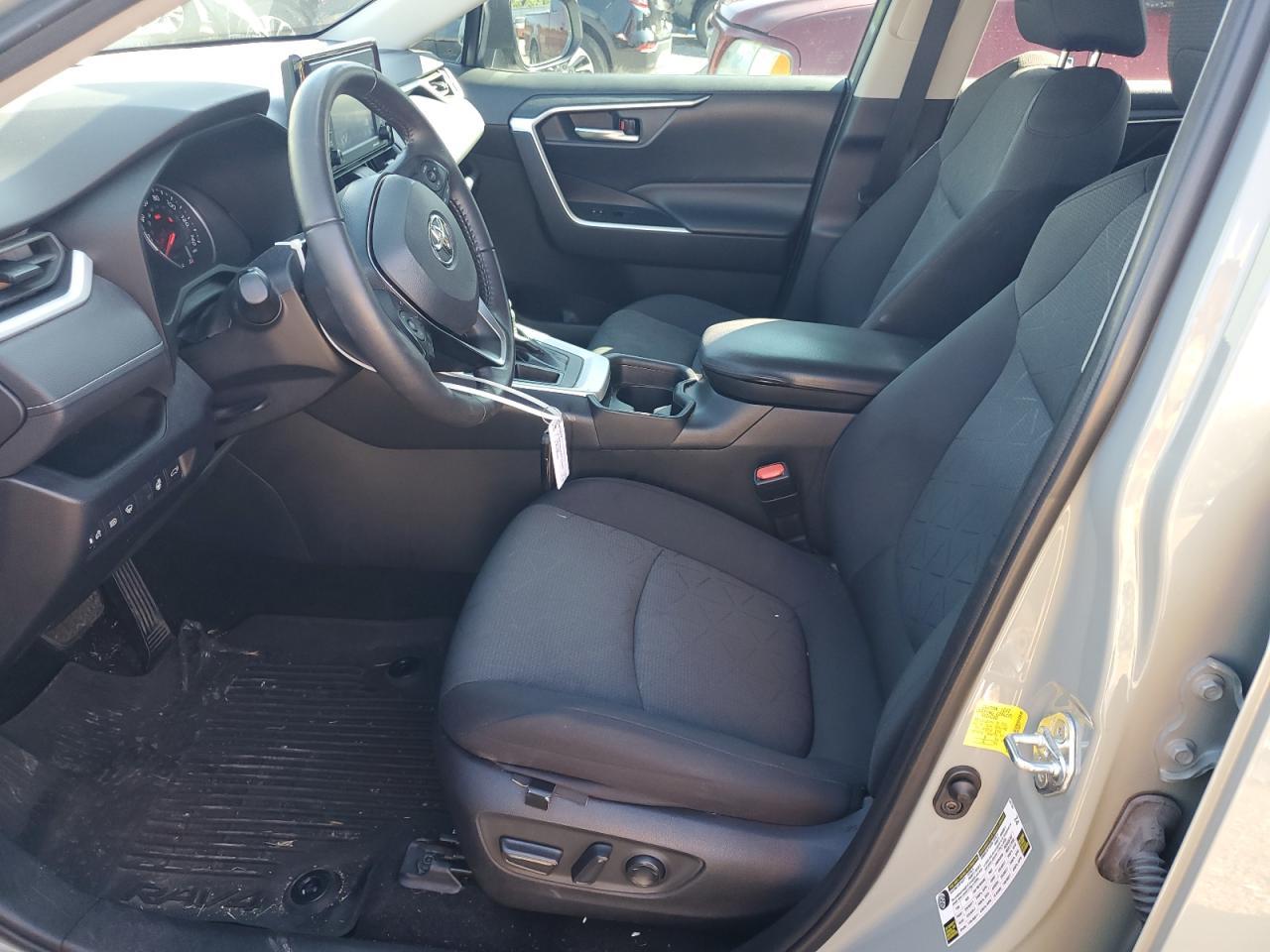 2021 Toyota Rav4 Xle - Image 7