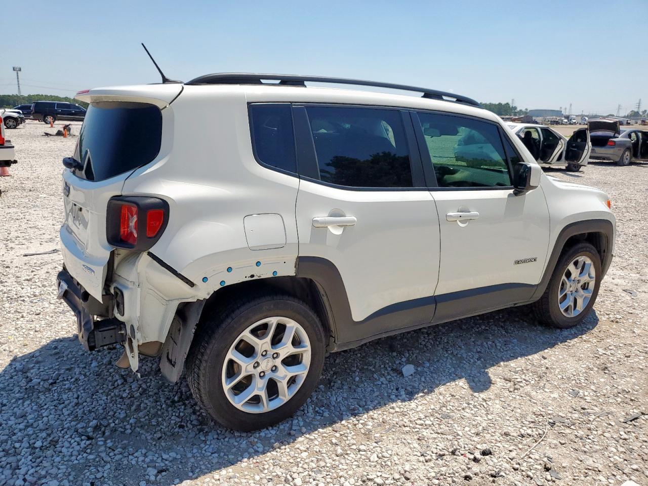 2016 Jeep Renegade Latitude - Фото 3
