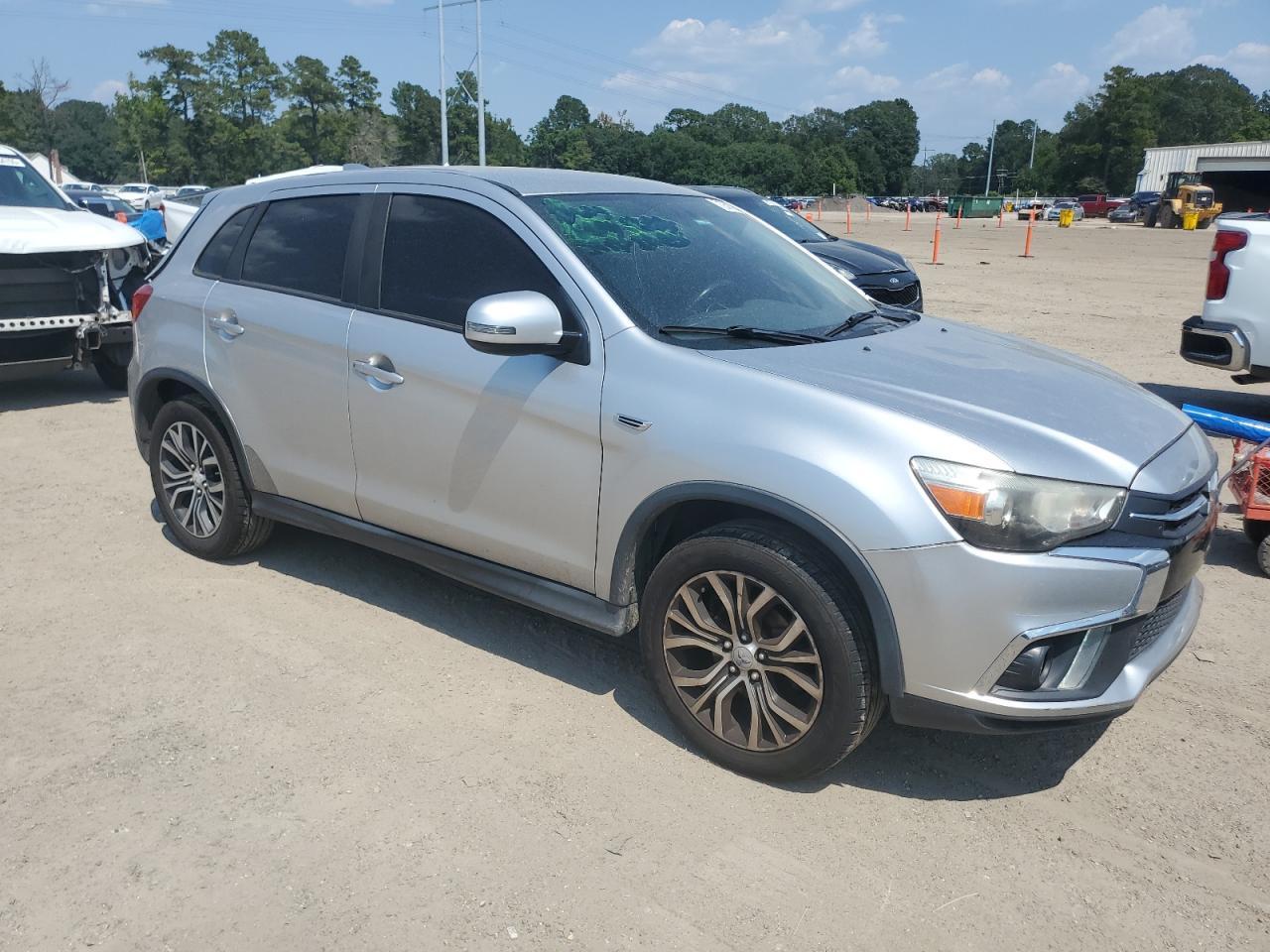 2018 Mitsubishi Outlander Sport Es - Image 4