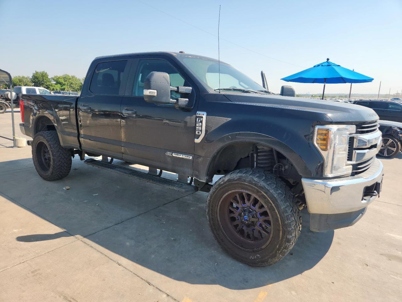 2019 Ford F250 Super Duty - Фото 4