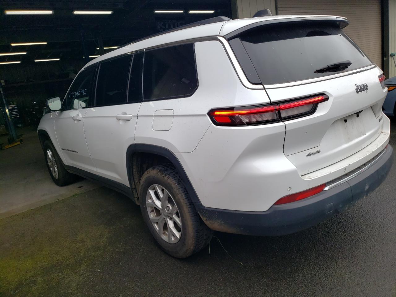 2023 Jeep Grand Cherokee L Limited - Image 2