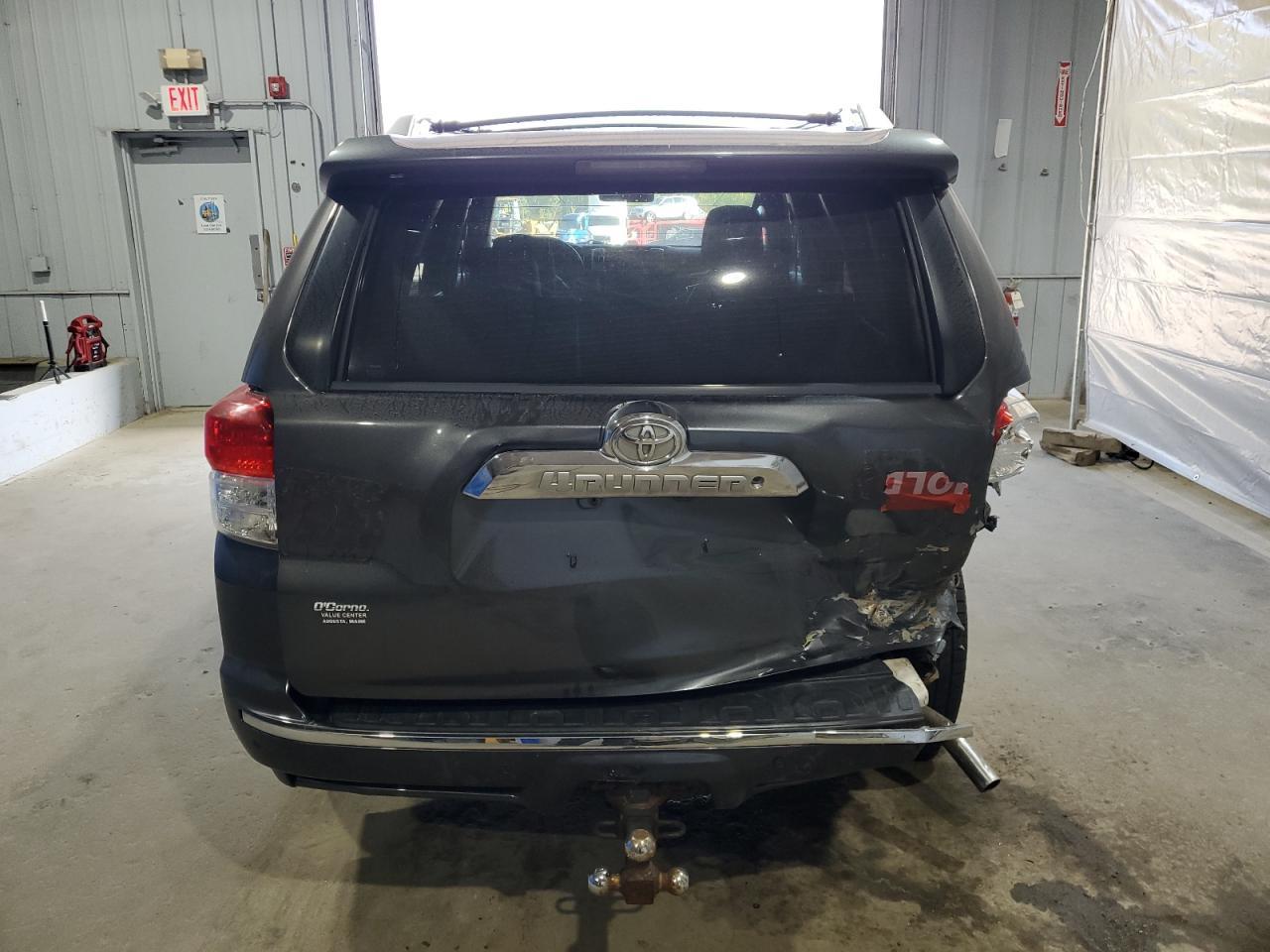 2010 Toyota 4Runner Sr5 - Image 6