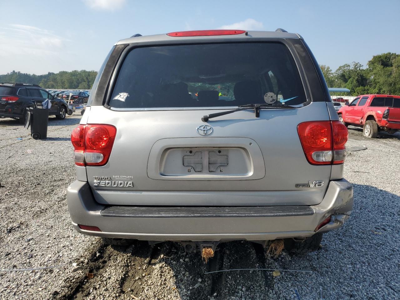 2005 Toyota Sequoia Sr5 - Фото 6