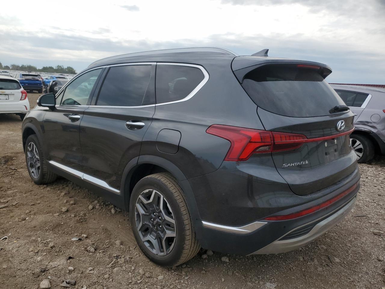 2022 Hyundai Santa Fe - Image 2