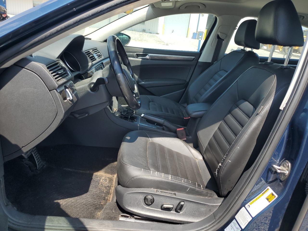 2018 Volkswagen Passat Sel Premium - Image 7