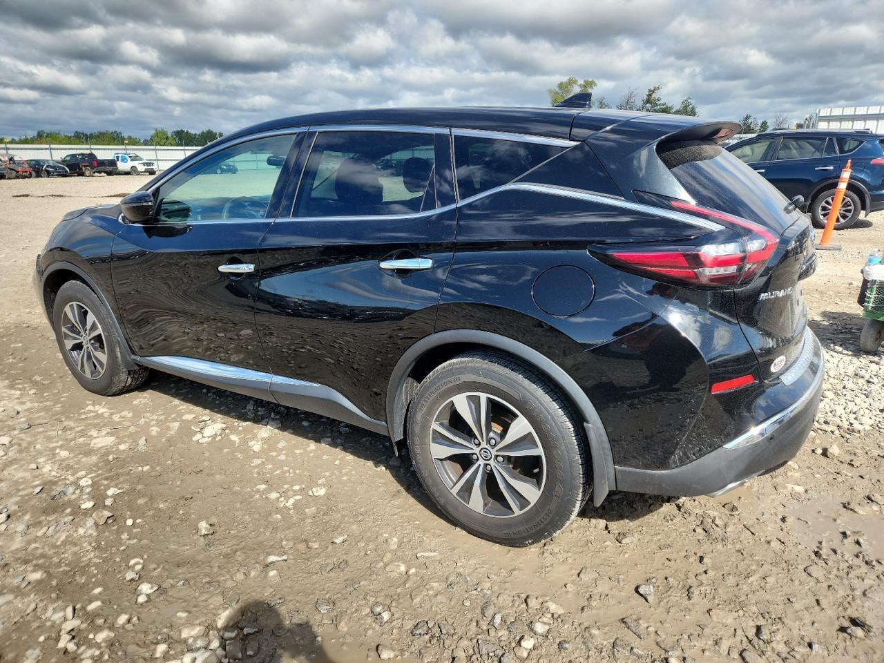 2020 Nissan Murano S - Image 2