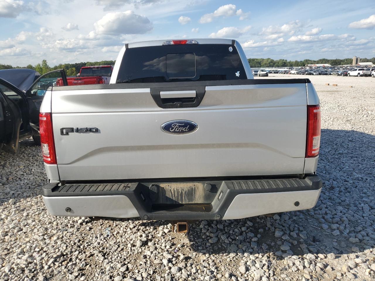 2016 Ford F150 Supercrew - Фото 6