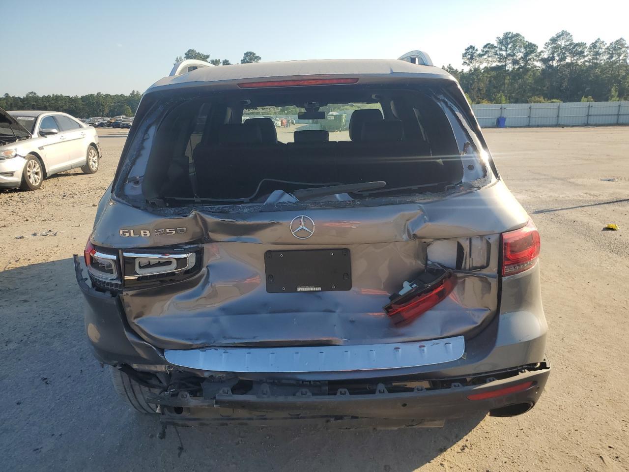 2021 Mercedes-Benz Glb 250 - Image 6