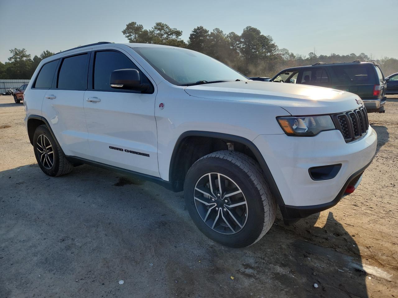 2019 Jeep Grand Cherokee Trailhawk - Image 4