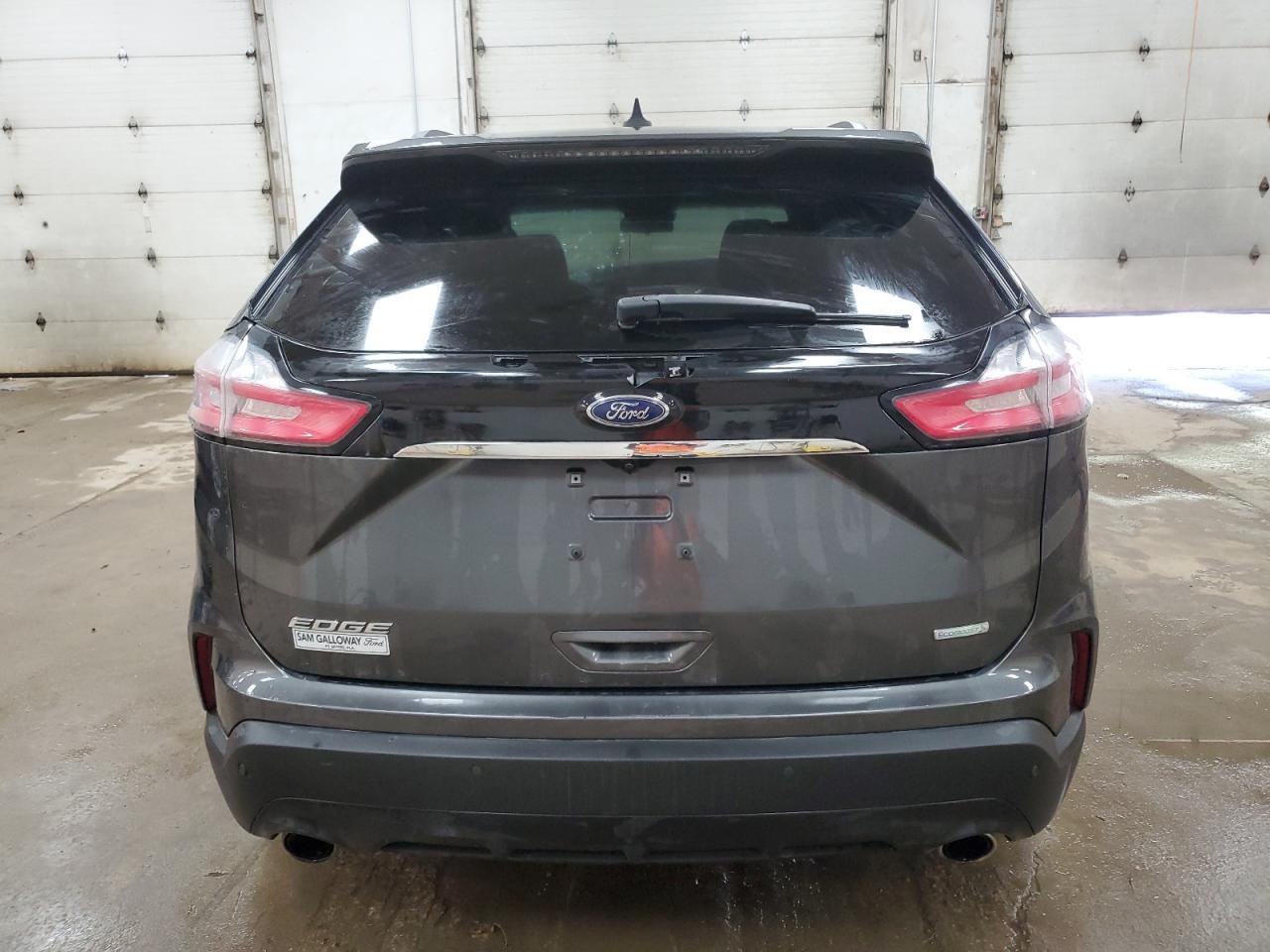 2020 Ford Edge Se - Фото 6