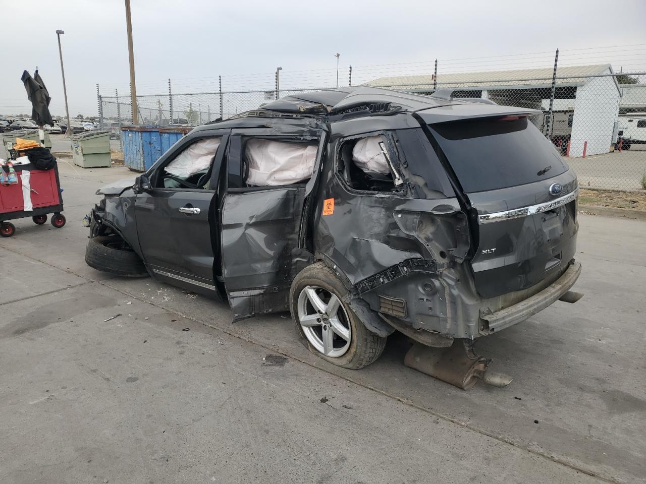 2016 Ford Explorer Xlt - Фото 2