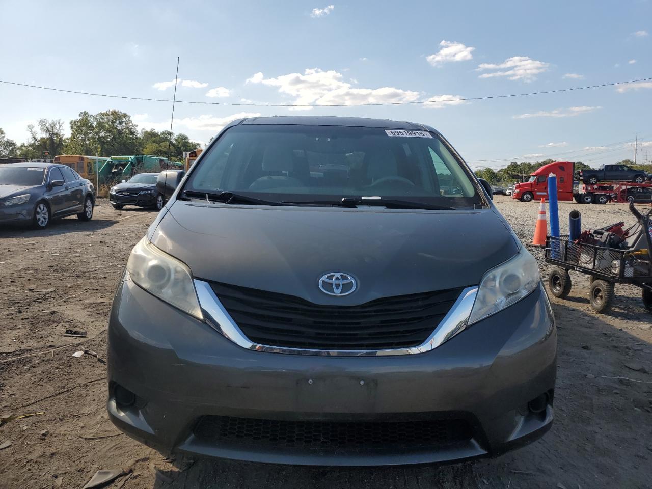 2013 Toyota Sienna Le - Фото 5