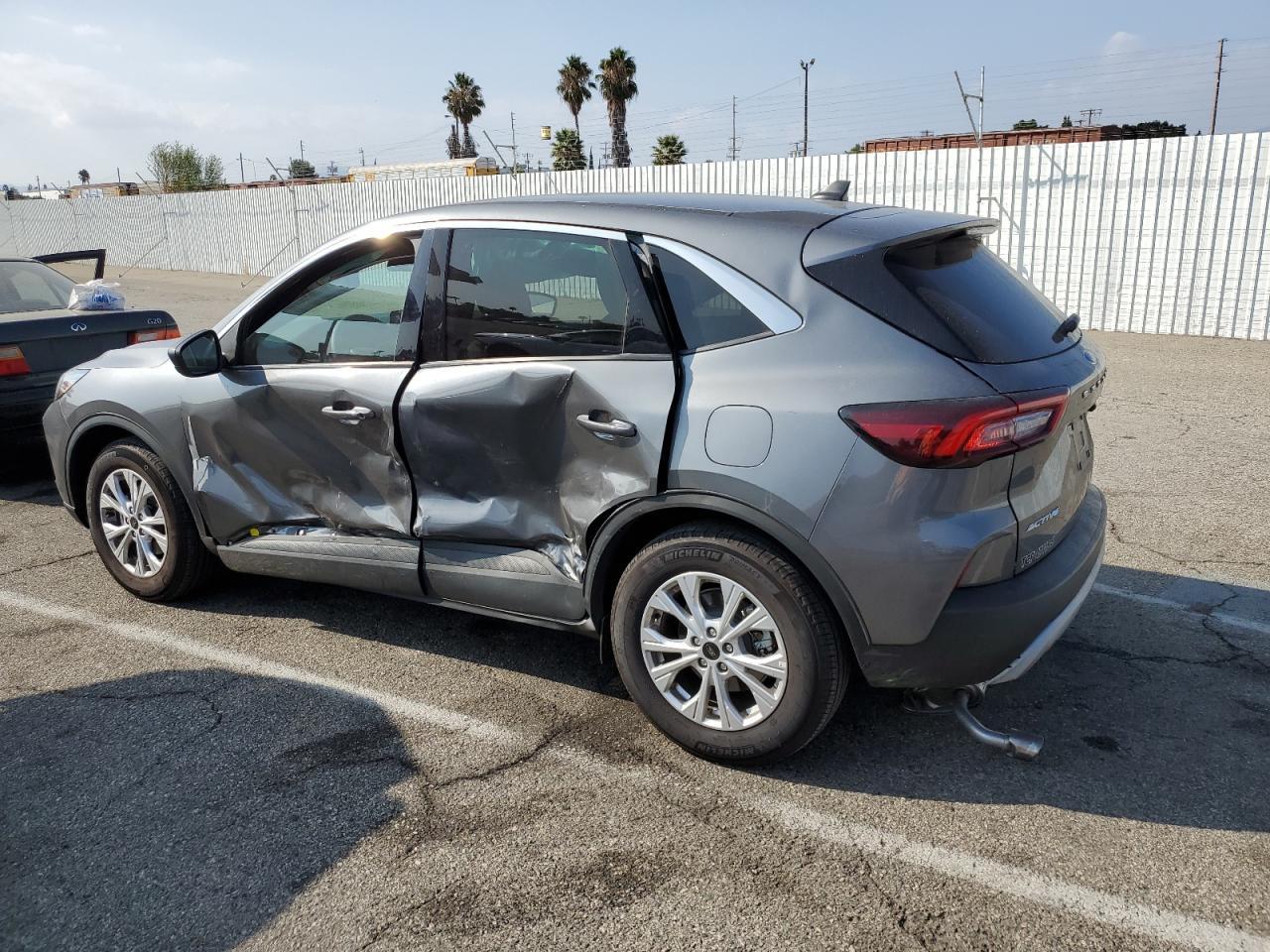 2024 Ford Escape Active - Фото 2